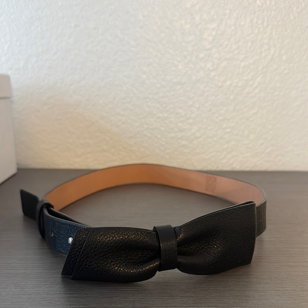 Carolina Herrera Black and Tan Belt